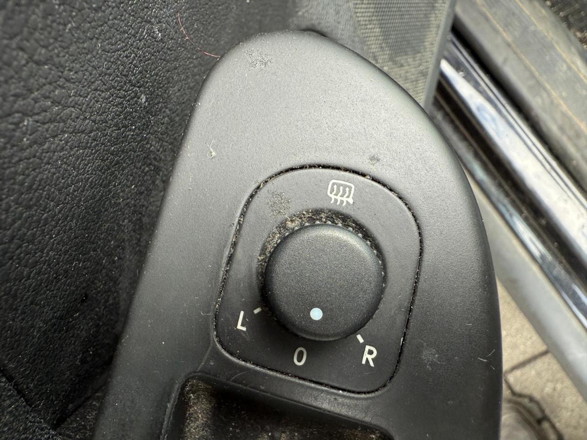 VW Passat 3C B6 original Außenspiegel links elektrisch beheizt L041 Brillantschwarz